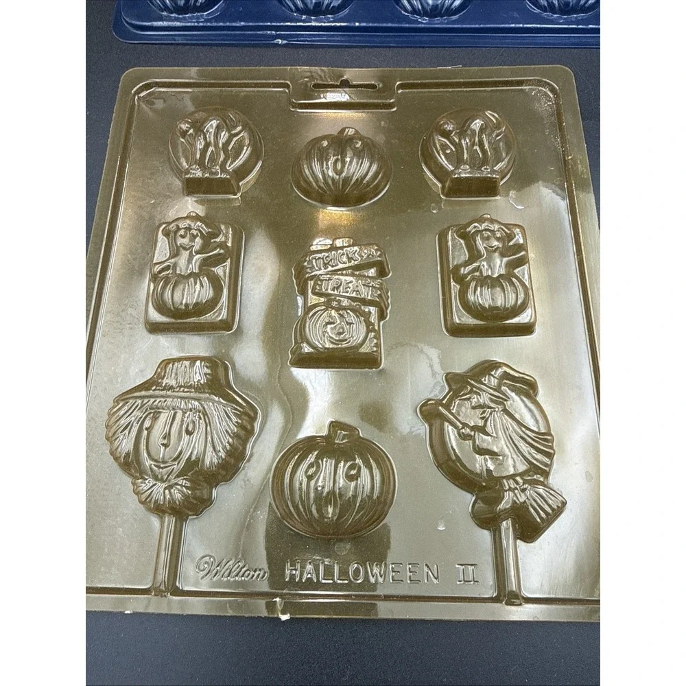 LOT 4 Plastic Candy Mold Chocolate Molds Halloween Vintage Wilton Hallmark
